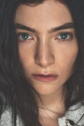 Lorde Unveils Raw Emotion on Vogue Australia July Cover