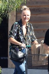 Malin Akerman Shops Lazy Acres Los Feliz 05.31.2025