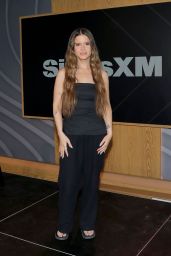 Maren Morris Debuts Sleek Minimalism at SiriusXM