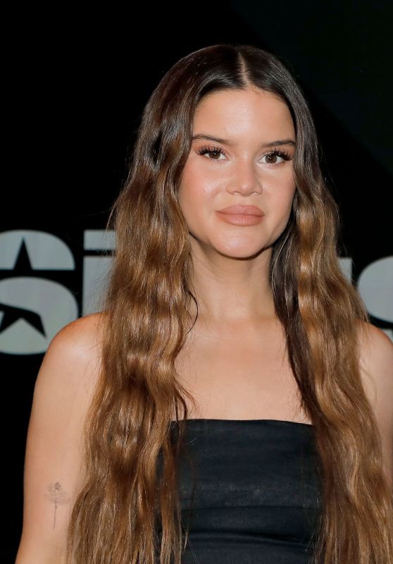 Maren Morris Debuts Sleek Minimalism at SiriusXM