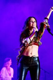 Maren Morris Unveils Psychedelic Rock at OUTLOUD