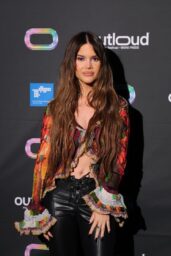 Maren Morris Unveils Psychedelic Rock at OUTLOUD