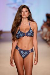Maria Katarina Walks Oceanus x Sojos Miami Swim Week