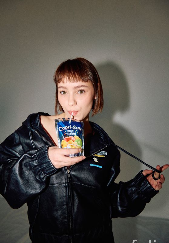 María Romanillos Unveils Edgy Editorial for Folie