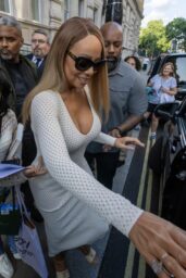 Mariah Carey Debuts London Crochet Charm