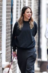 Mel C Indulges in Sweet Treat in Hampstead