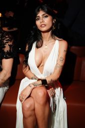 Mia Khalifa Unveils Grecian Goddess Glamour at Dsquared2 Show