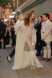 Miley Cyrus Wears Schiaparelli at Tribeca 2025