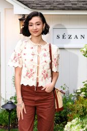 Minnie Mills Embraces French Countryside Charm