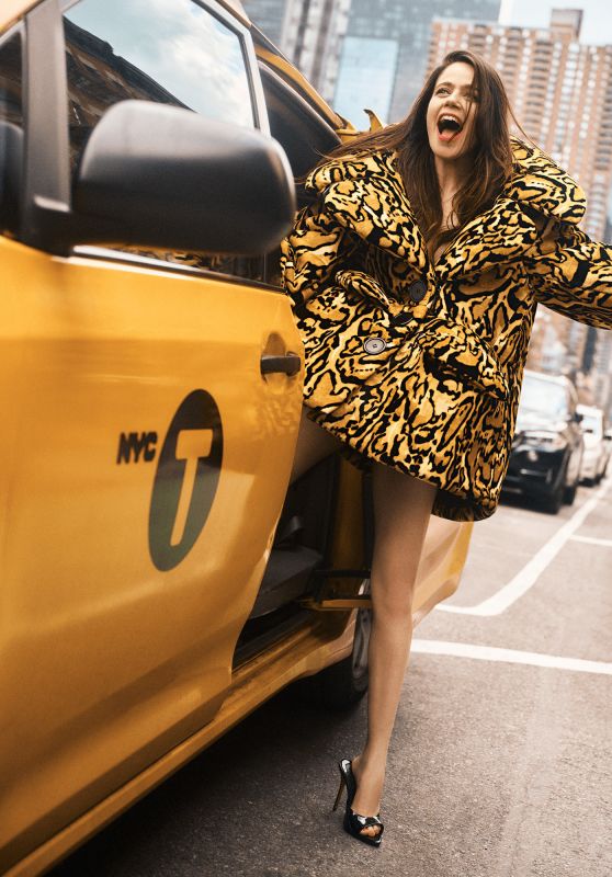 Molly Gordon Vanity Fair NYC Editorial June 2025