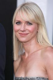 Naomi Watts Debuts Sparkling 