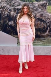 Natalie Friedman’s Rosy Debut at Jurassic World Rebirth Premiere