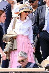 Natalie Portman’s Effortless Parisian Chic at the French Open