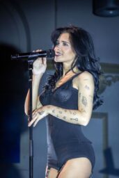 Nessa Barrett Performs Live in Berlin "Cyber Romance"