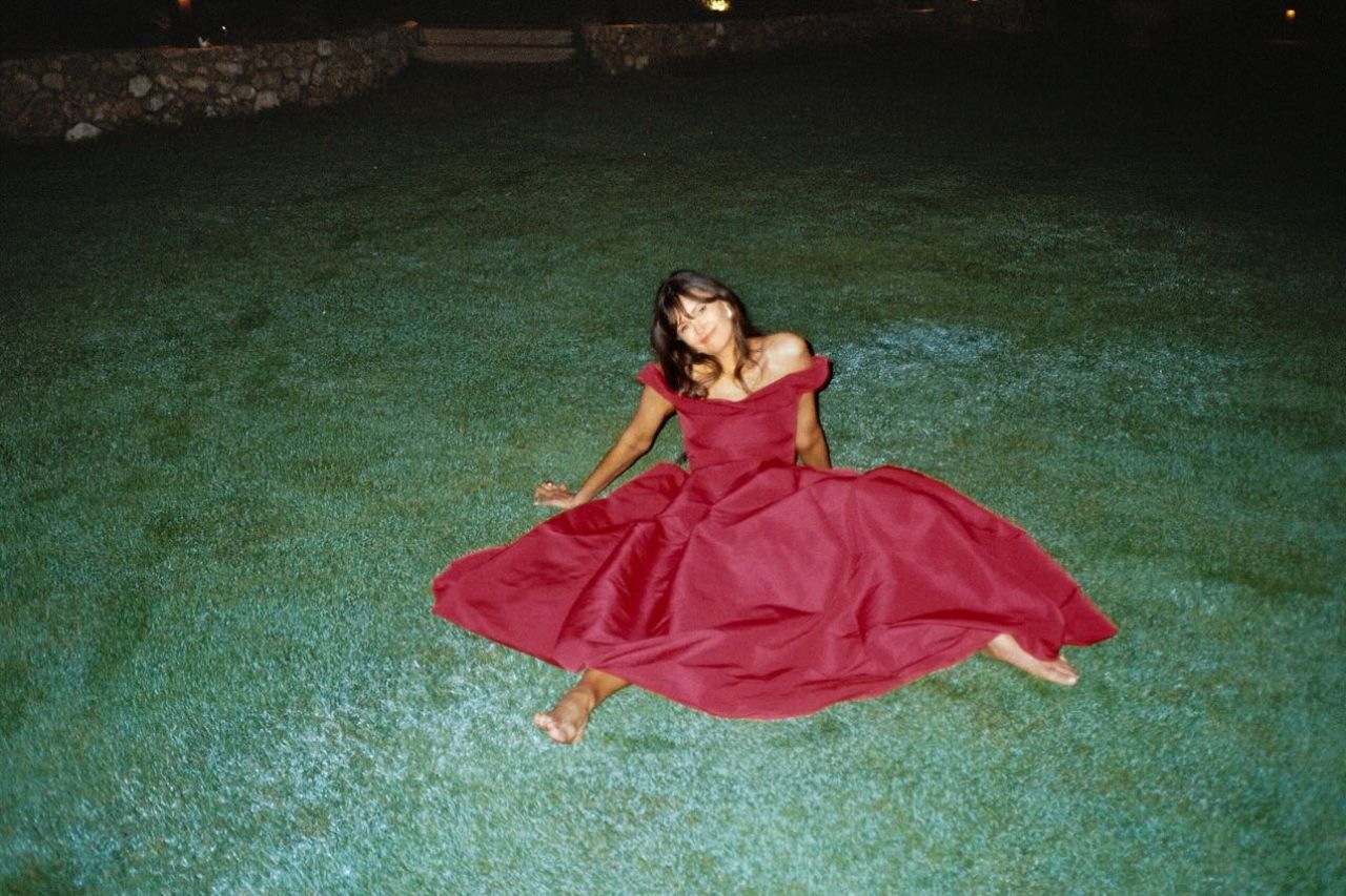Nina Dobrev - Glamorous Guest at June 2025 Wedding Nina Dobrev - Glamorous Guest at June 2025 Wedding