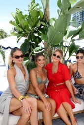 Penny Lane Unveils Beach Chic at SI Swim Club