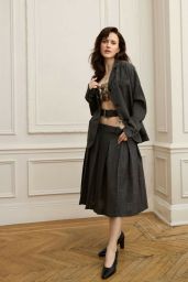 Rachel Brosnahan Unveils 