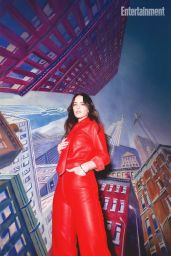 Rachel Brosnahan Unveils Urban Allure for EW