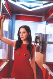 Rachel Brosnahan Unveils Urban Allure for EW