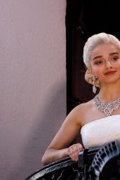 Rachel Zegler Debuts as Evita at London Palladium