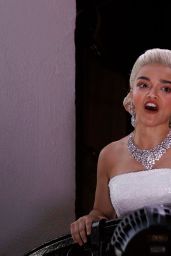 Rachel Zegler Debuts as Evita at London Palladium