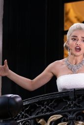 Rachel Zegler Debuts as Evita at London Palladium