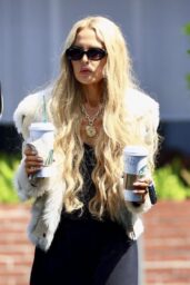 Rachel Zoe Returns, Grabs Coffee in L A
