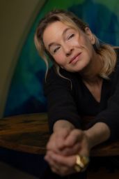 Renée Zellweger - Los Angeles Times The Envelope 2025