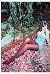 Sadie Stanley Channels Edgy Glamour in New Photoshoot