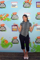 Samantha Lorraine Attends Kids