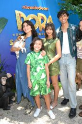 Samantha Lorraine Debuts Green Power at Dora Premiere