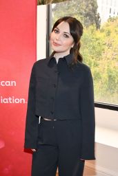 Sammi Hanratty Supports American Heart Association at "A Lunch With Heart"