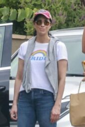 Sarah Silverman, Rory Albanese Visit Los Feliz Friend