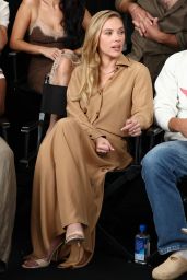 Scarlett Johansson Embraces Quiet-Luxury on SiriusXM in NYC – June 2025