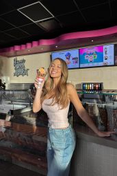 Sydney Sweeney Channels Retro Charm for Baskin-Robbins
