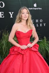 Sydney Sweeney Wears Vera Wang at Echo Valley NYC Premiere