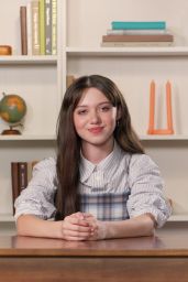 Violet McGraw’s Ethereal Glow in Seventeen Magazine’s June 2025 Spread