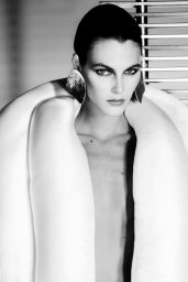 Vittoria Ceretti Ignites 