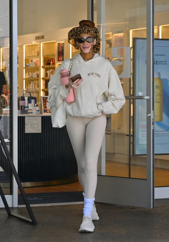 Winnie Harlow retail therapy in Beverly Hills May 2025