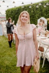 Xandra Pohl Charms at Loveshackfancy x Havaianas Beach Shack Event