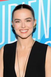 Zoey Deutch - Broadway.com Audience Choice Awards in New York - 05.29.2025