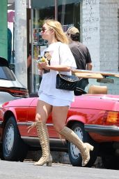 Addison Rae Wears White Streetwear for Lunch in Los Feliz
