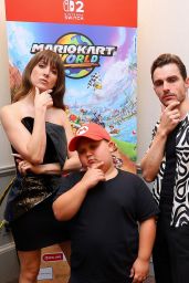 Alison Brie Levels Up Style at Comic-Con Nintendo Lounge
