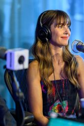Alison Brie – SiriusXM Studios: NYC Style Twist