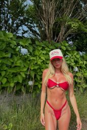 Alix Earle Unveils Beachside Whimsy in Lovers + Friends – July 2025