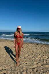 Alix Earle Unveils Beachside Whimsy in Lovers + Friends – July 2025