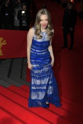 Amanda Seyfried Unveils Azure Allure in Berlin
