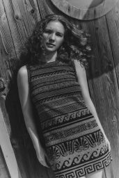 Annalise Basso Unveils Ethereal Editorial in Schön! Magazine