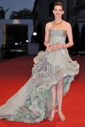 Anne Hathaway Debuts Whimsical Versace at Venice Premiere – 2008
