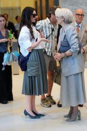 Anne Hathaway Devil Wears Prada 2 Street Style